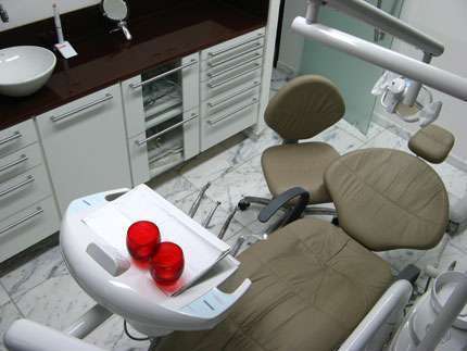 Clínica de implante dentário